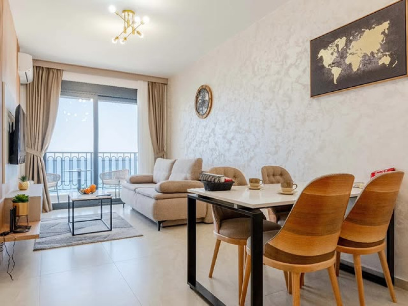 Skyline Apartments