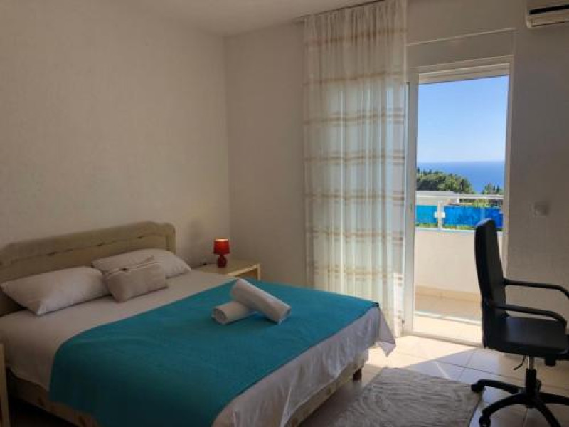 Apartmani Dini